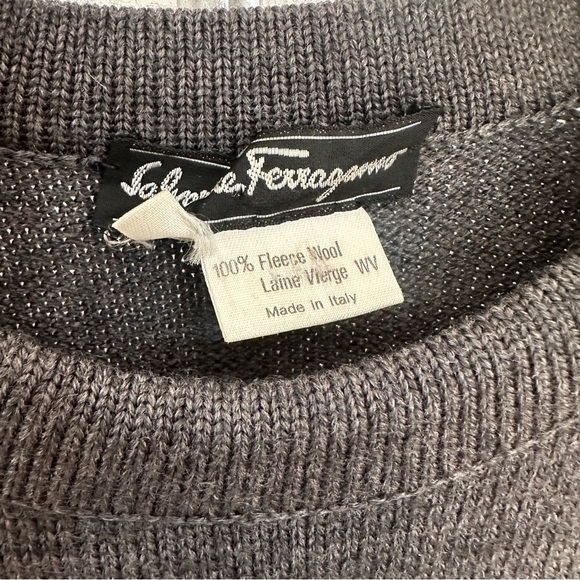 Salvatore Ferragamo Charcoal Knit Sweater 100% fleece wool vintage medium - Picture 4 of 6